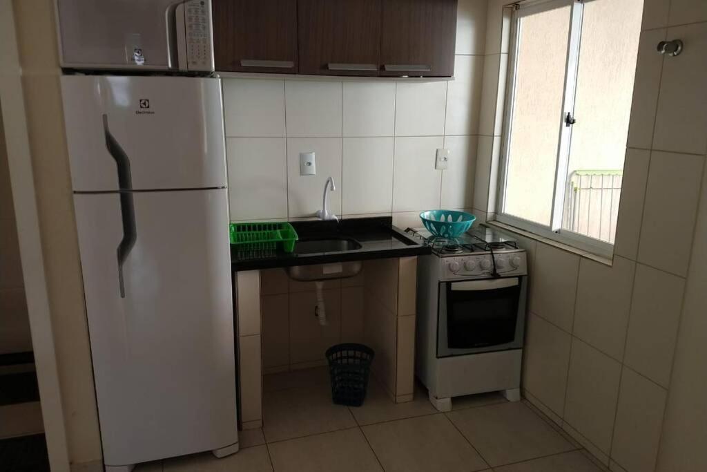 Residencial Melfi 3 Ap 3 Appartement Bombinhas Buitenkant foto